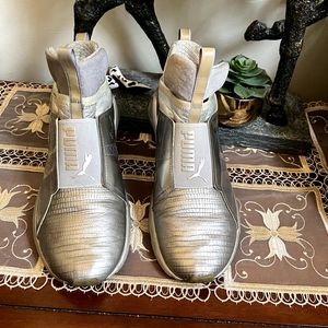Puma Silver Grey Sneakers Shiny Size 6 Women Gym Shoes